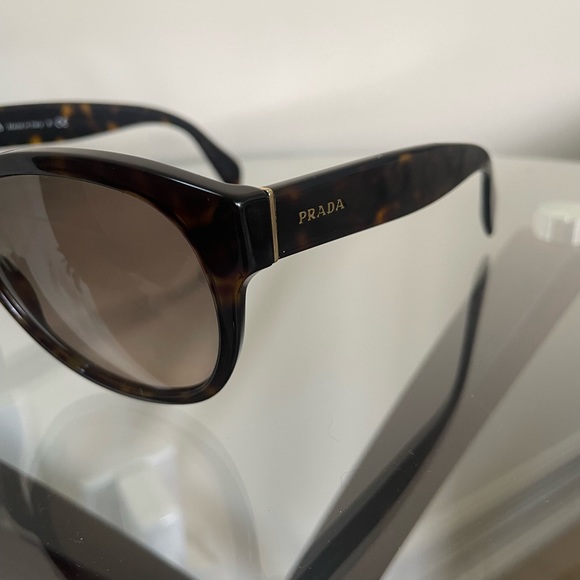 PRADA SUNGLASSES | HANAVA TORTOISESHELL | 56-19-140 mm - Picture 5 of 8